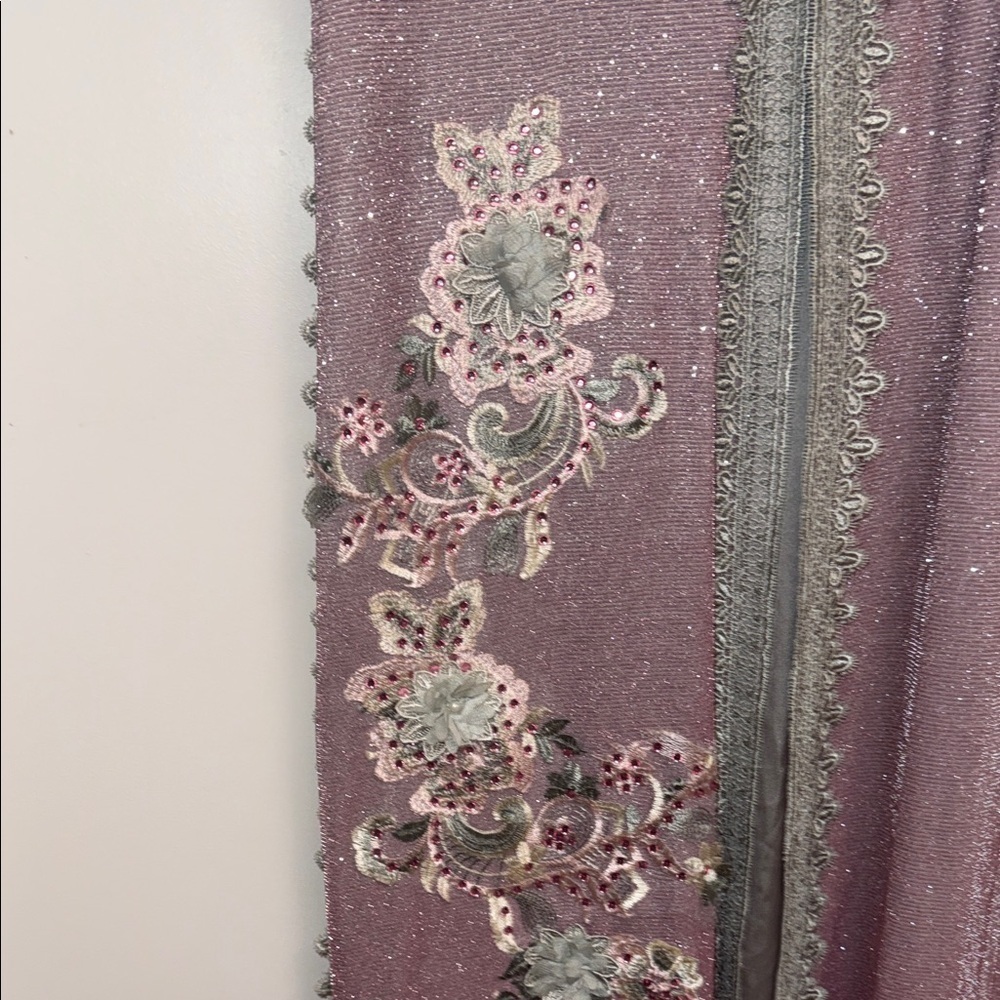 Elegant Pink Maxi Dress with Floral Embellishments fits Meduim/Large - Picture 6 of 10